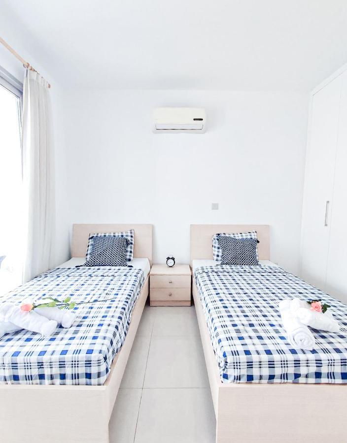 3 Bedroom Seaview Villa Direct In Coral Bay With Pool エクステリア 写真