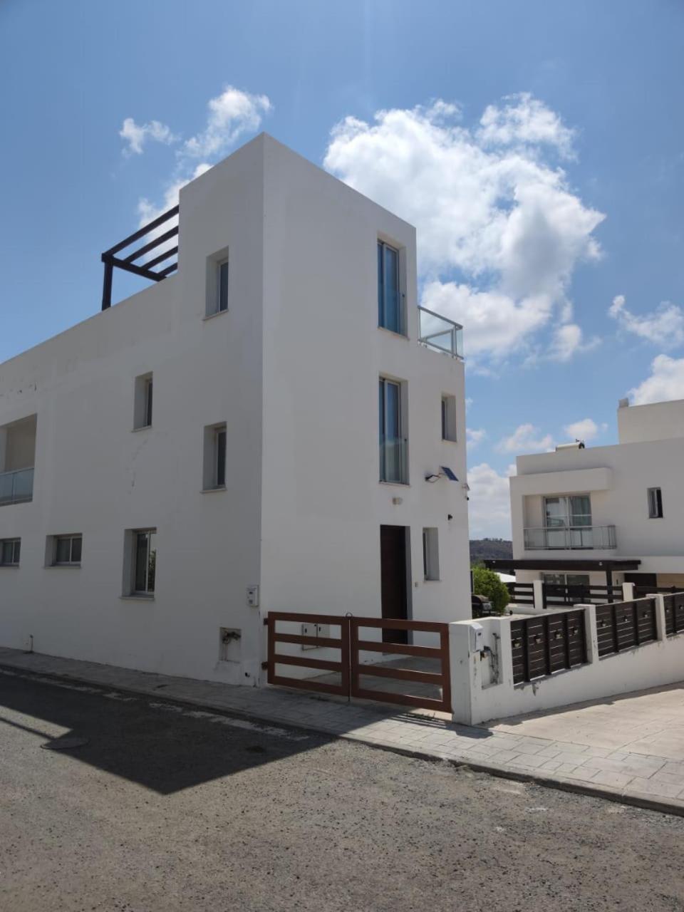 3 Bedroom Seaview Villa Direct In Coral Bay With Pool エクステリア 写真